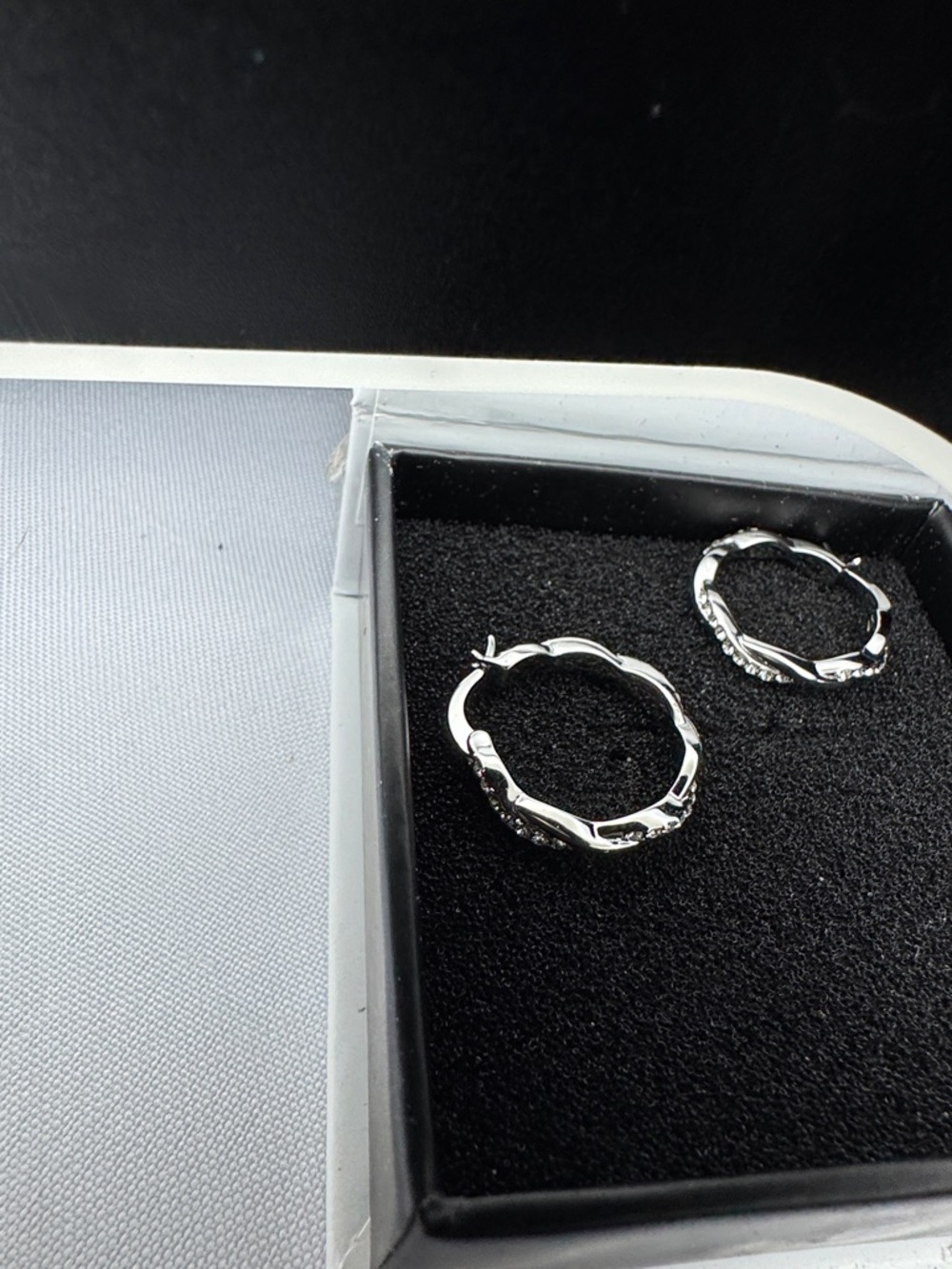 Cate & Chloe Silver Tone Hoop Earrings Rhinestone Gift Box - Picture 5 of 8